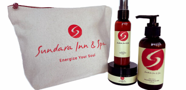 Sundara logoed mini bag and mini trio set / travel size