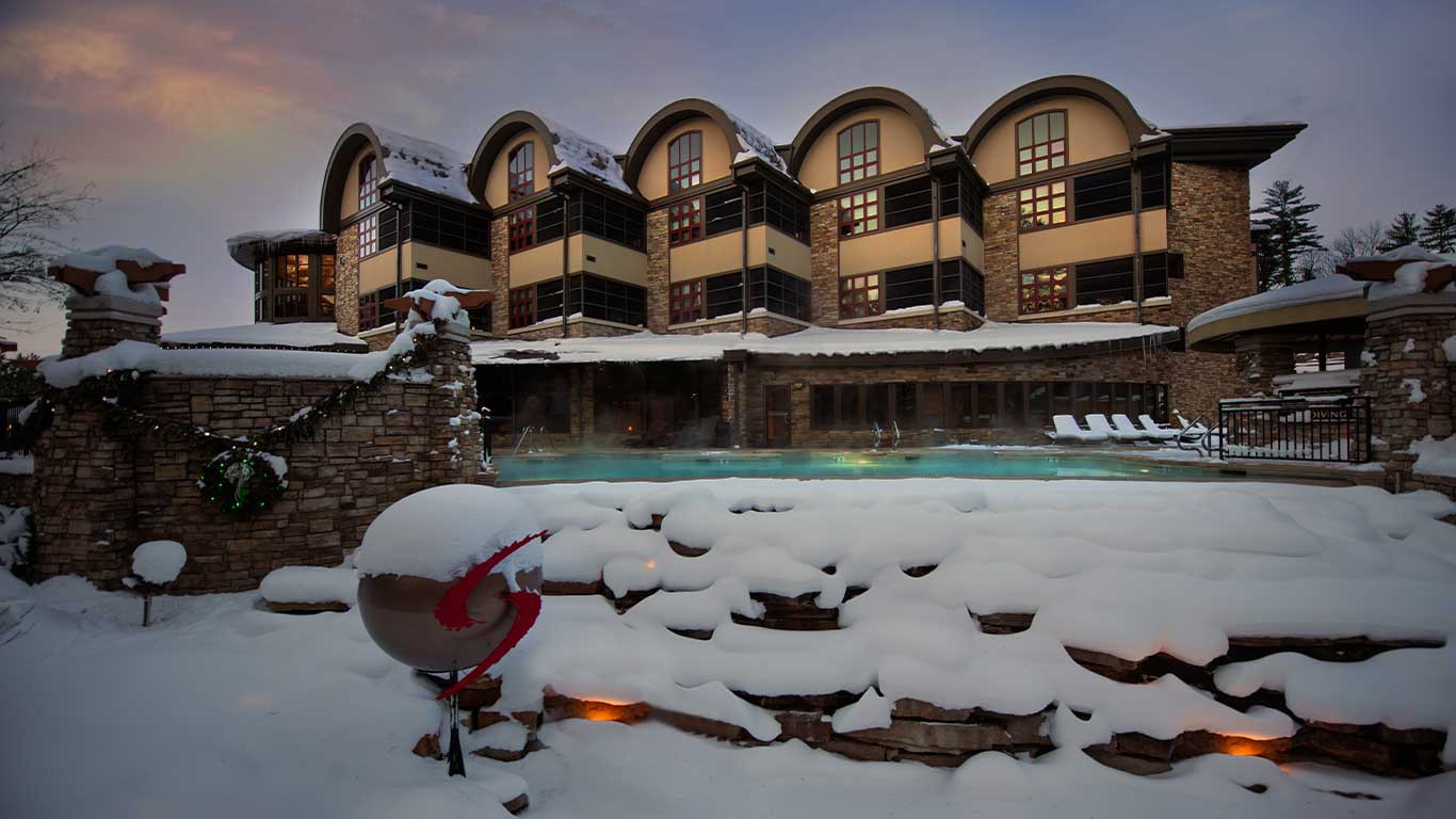 Sundara Inn & Spa - Winter Wonderland