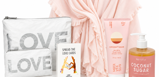 Hi, Love Travel/Mer Sea/Love is Project